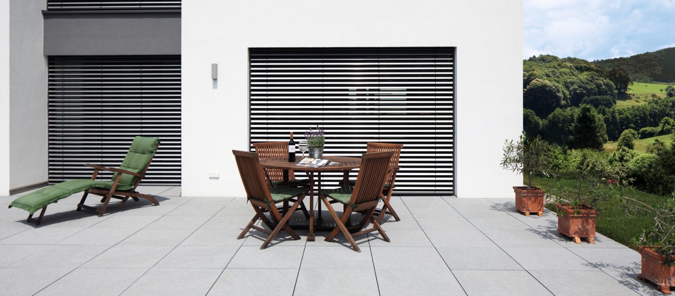 warema-raffstoren-16875-1366x600-xl
